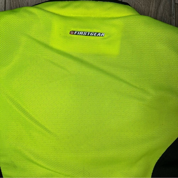 Firstgear Polyester Neon Green Mesh Utility Motorcycle Jacket - Picture 7 of 16